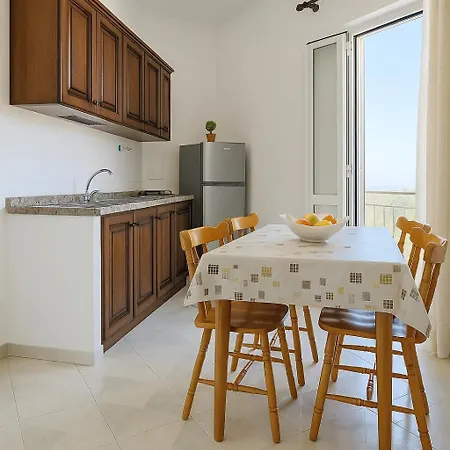 Mare E Sole Apartment *